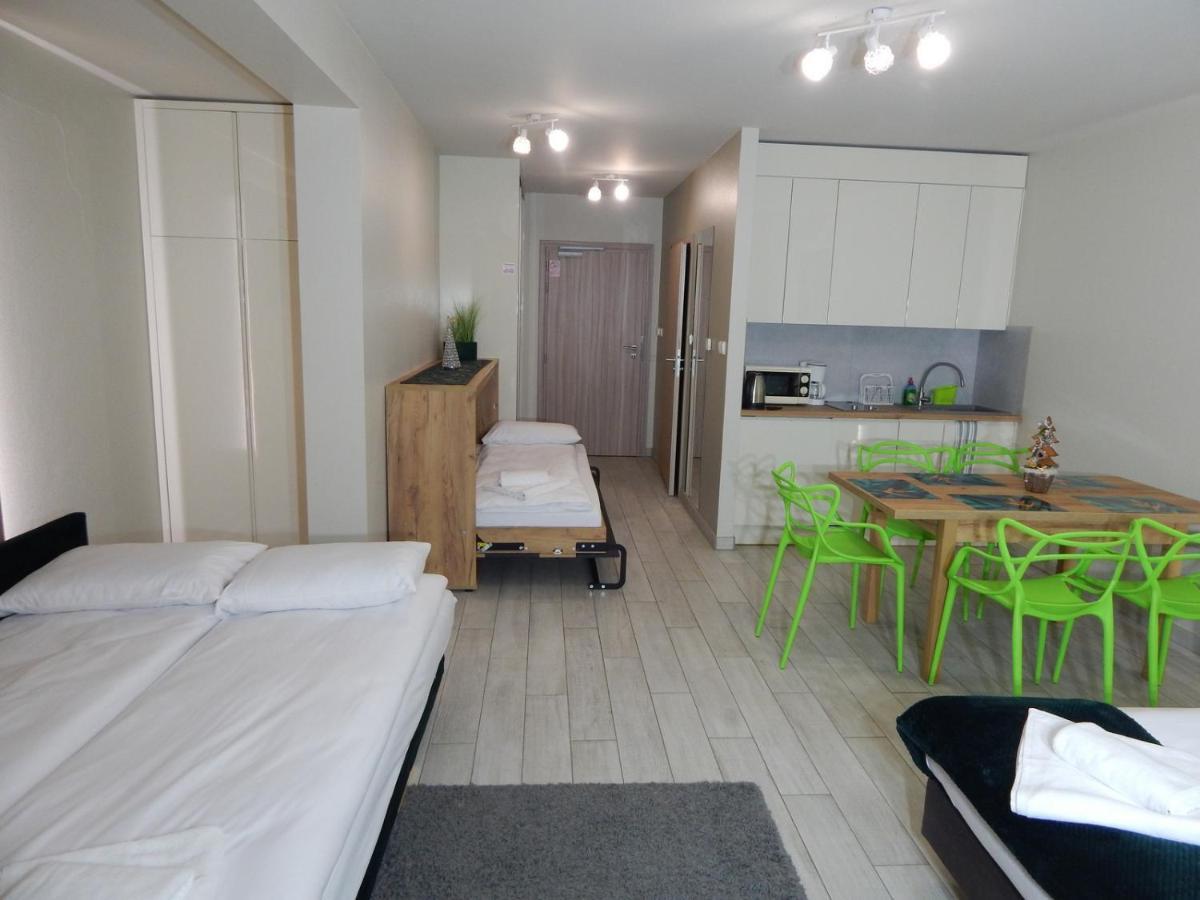 Agat Apartament Czarna Gora Sienna  Εξωτερικό φωτογραφία