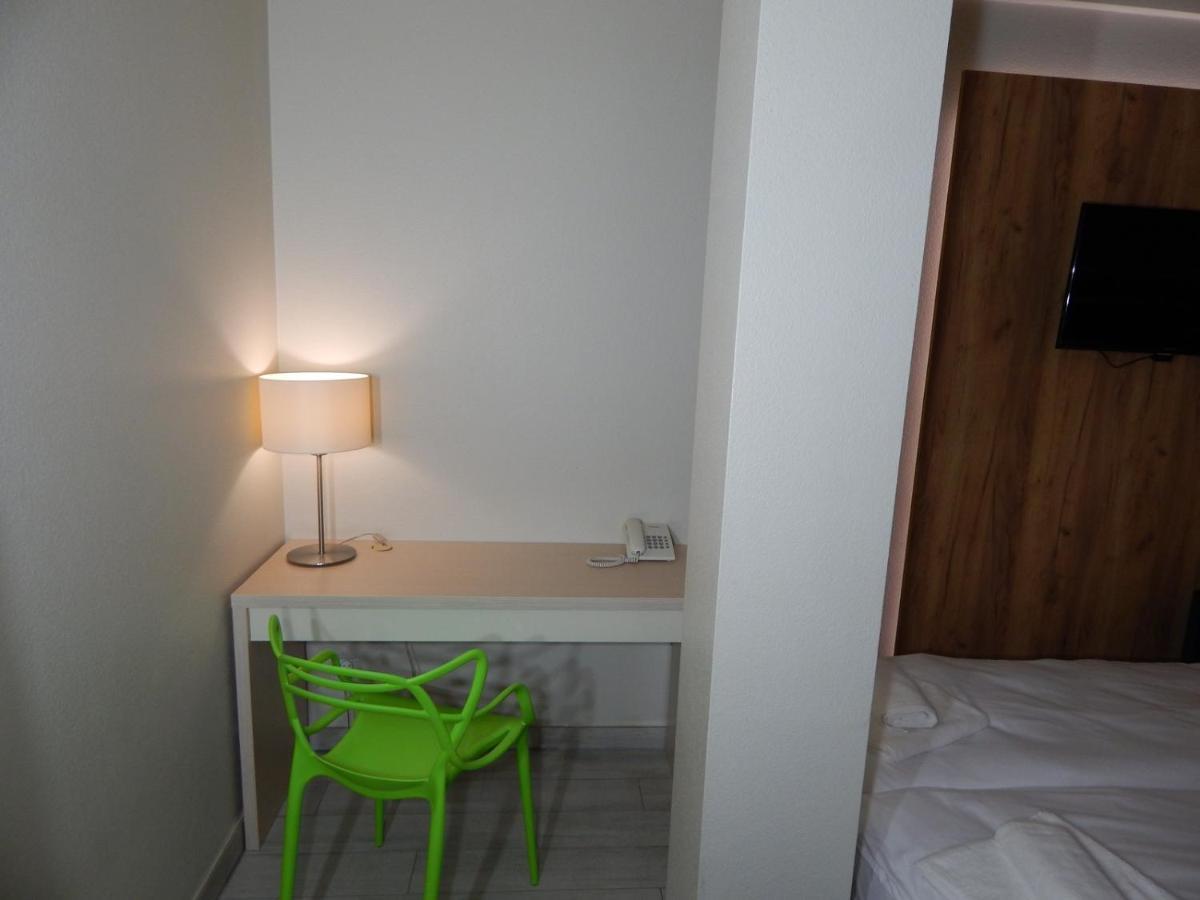 Agat Apartament Czarna Gora Sienna  Εξωτερικό φωτογραφία